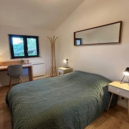 Lou Mazet - * Nîmes